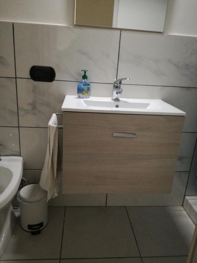 Stanza Azzurra Hotel Sant'Egidio del Monte Albino Buitenkant foto